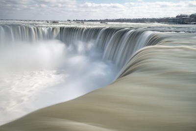 2025년 최신 보험 트렌드: 안정적인 재테크 전략으로 활용하는 법